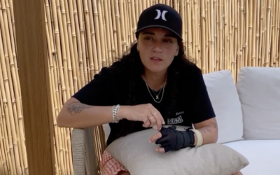 L'ex-otage Emily Damari parle au Daily Mail dans une interview publiée le 25 juillet 2025. (Capture d'écran : The Daily Mail)